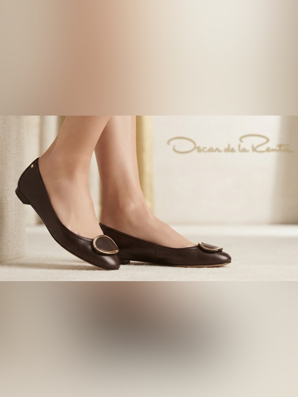 Authentic Oscar de La Renta vtg brown leather flats 8